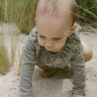 LIL' ATELIER MINI PITKÄHIHAINEN UV UIMAPUKU - FOREST FOG