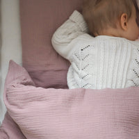 Aamu – vauvan ja juniorin pussilakanasetti