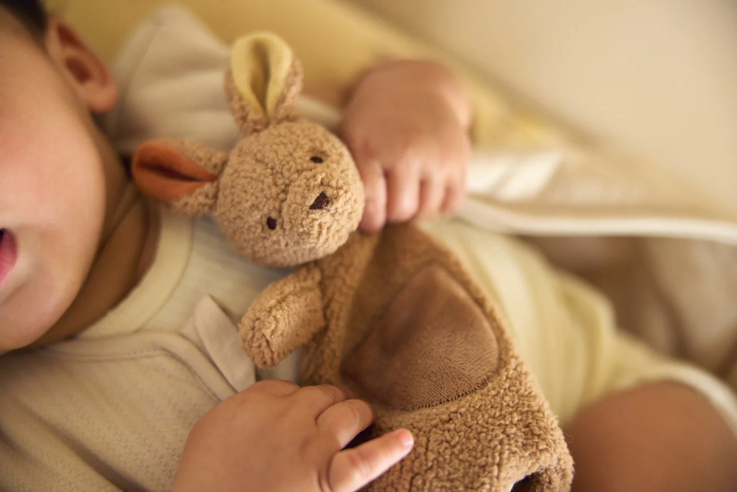 Jollein tuttinauhaliina – Kangaroots