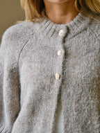 NEO NOIR – Benuta Fluffy Knit Cardigan – Light Brown