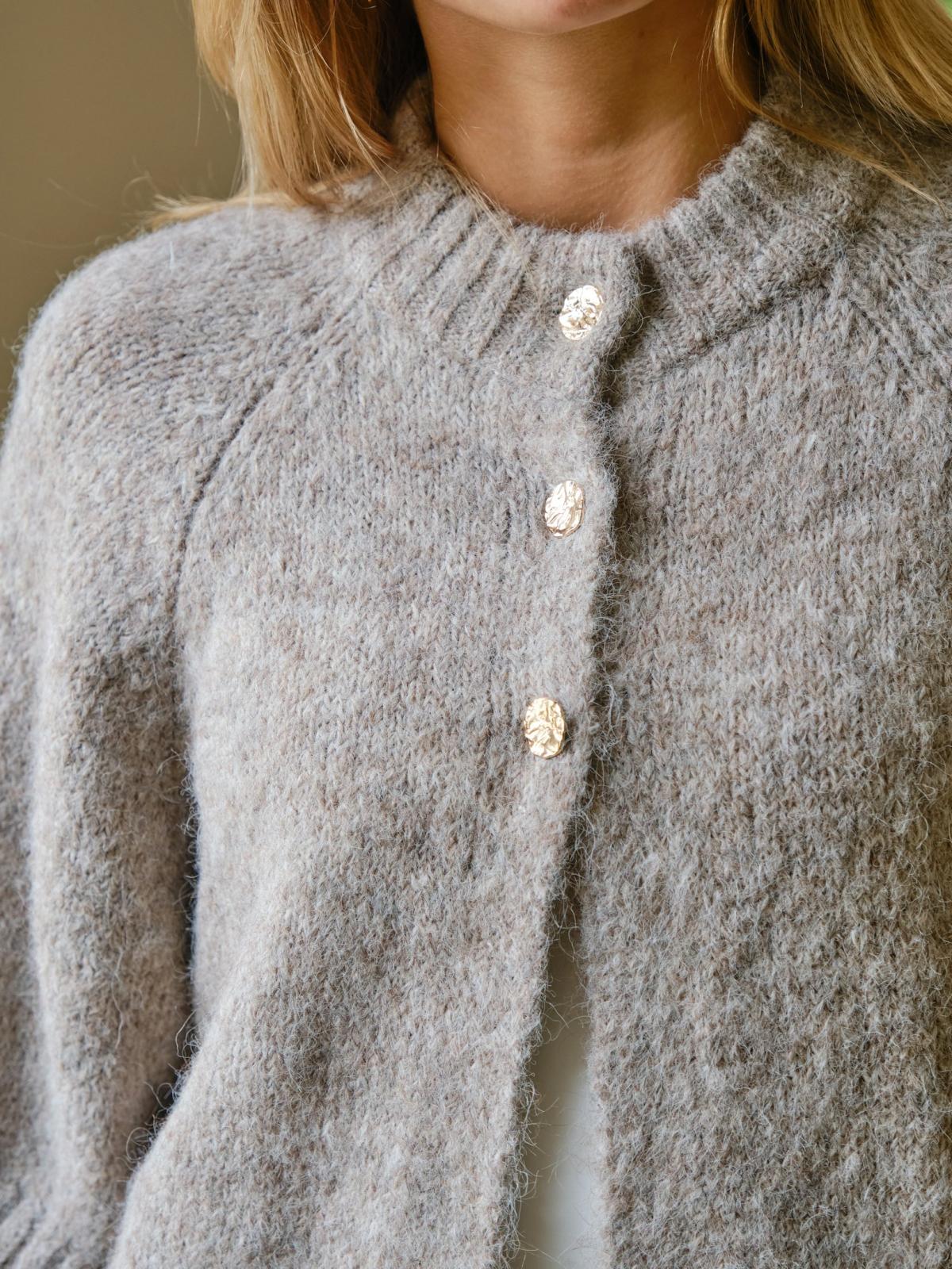 NEO NOIR – Benuta Fluffy Knit Cardigan – Light Brown