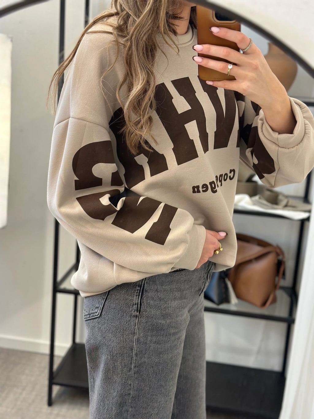 MARTA – Collegepaita – Beige