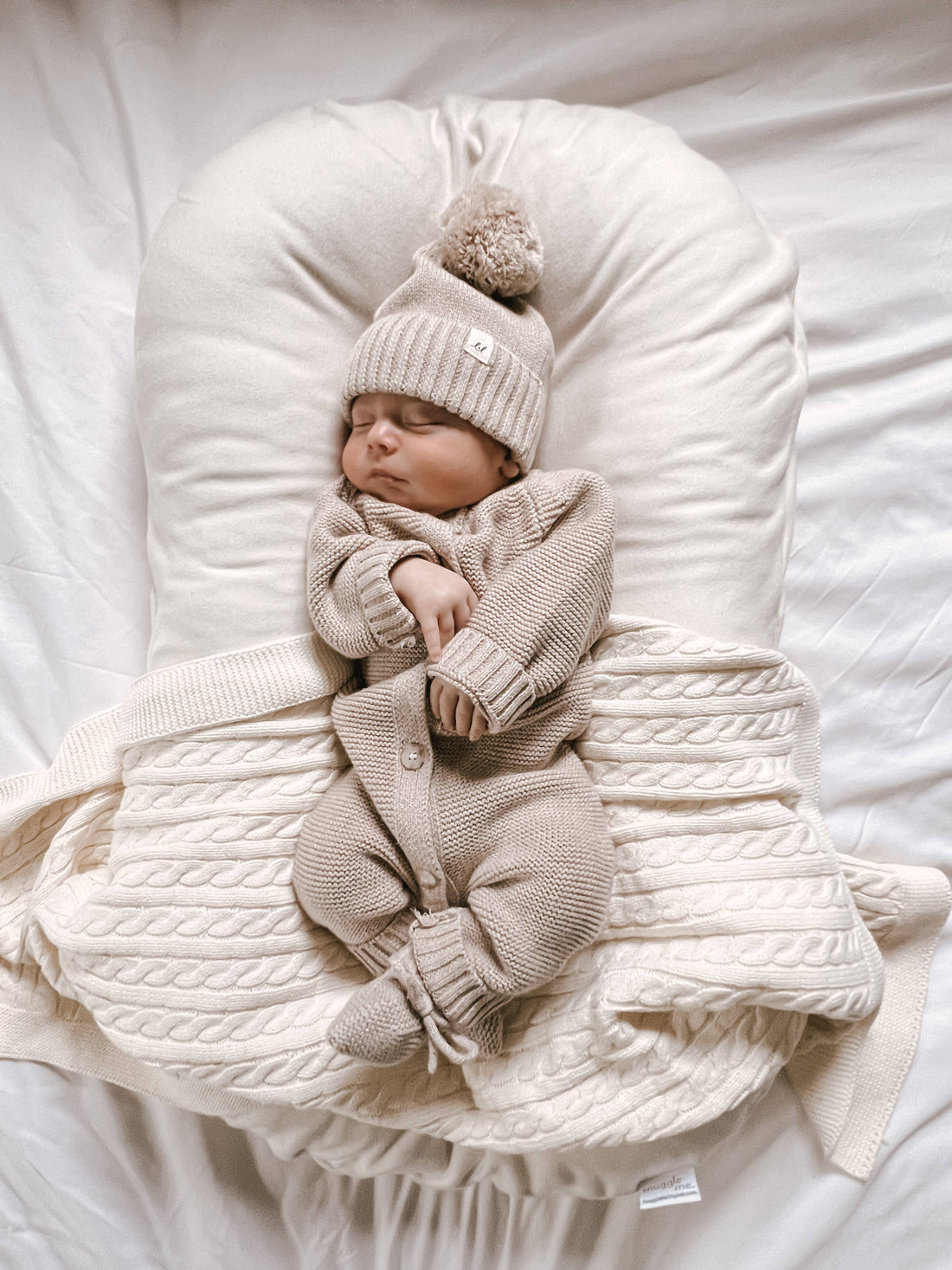 Luna + Luca - neulehaalari -Beige