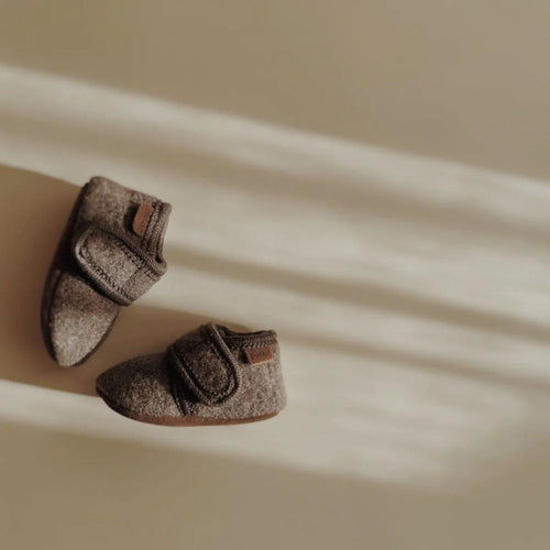 EN FANT - Villa töppöset - Walnut