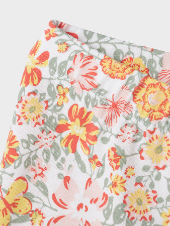 NAME IT - SLIM FIT -MALLISET SHORTSIT - Bright White Yellow Flower