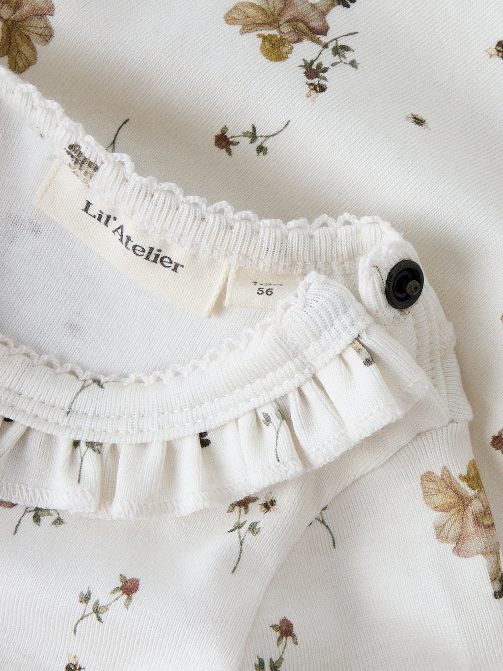 Lil Atelier - keijuteemainen body - Coconut milk