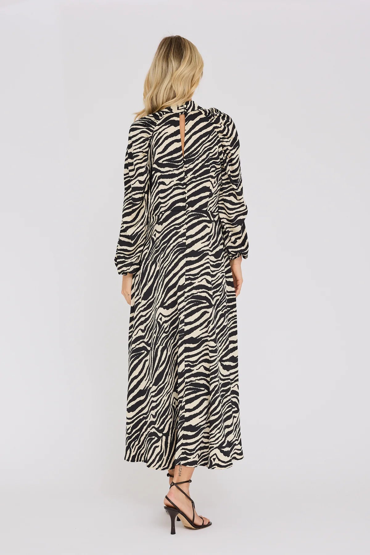 A-View Ferina Dress – Black / Off White
