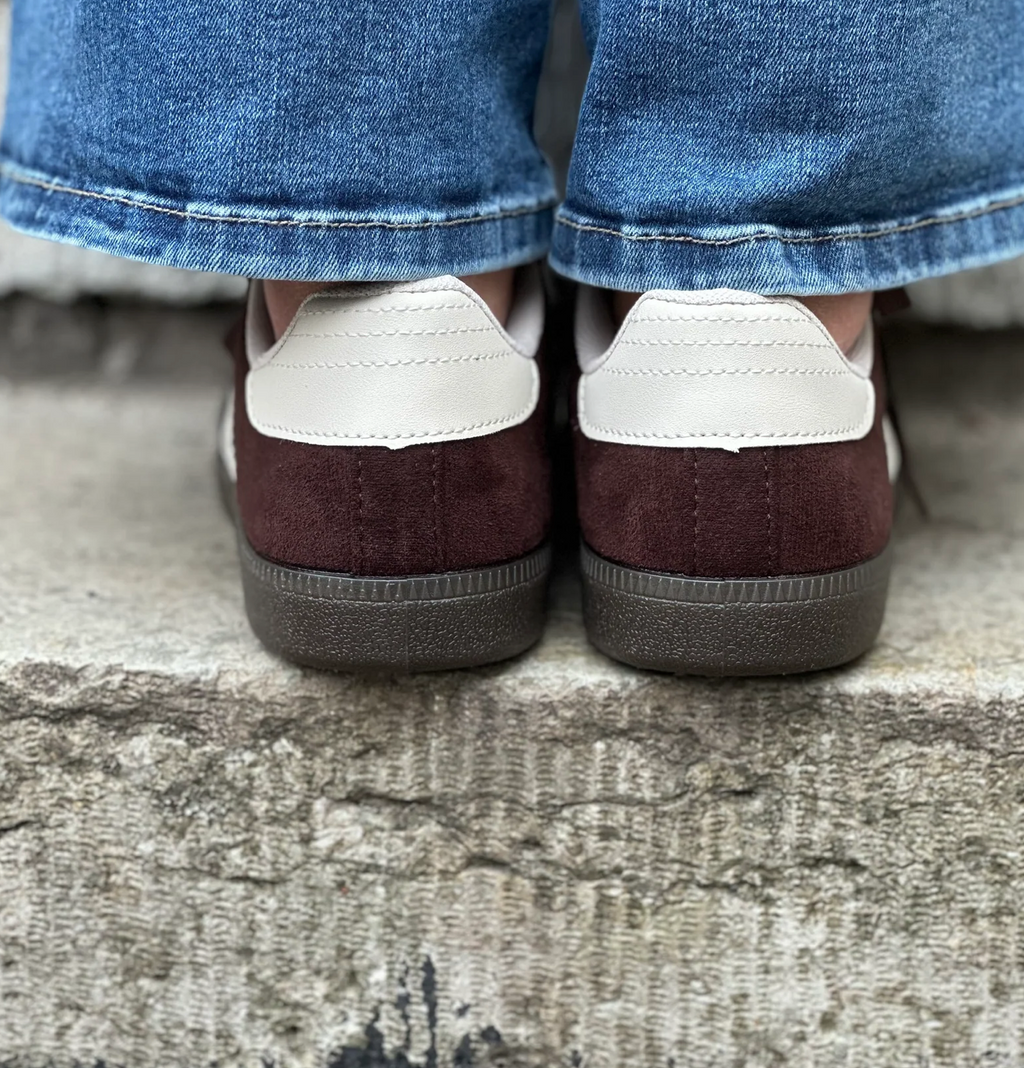Marta Sneakers A-108 – BROWN