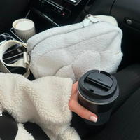 Elodie Details hoitolaukku - Crossbody – White Bouclé