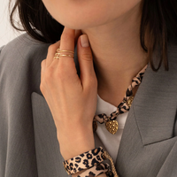 Wavy – kaksirivinen kirurginterässormus