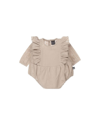 Babystyling  - Vertical ruffle playsuit beige body