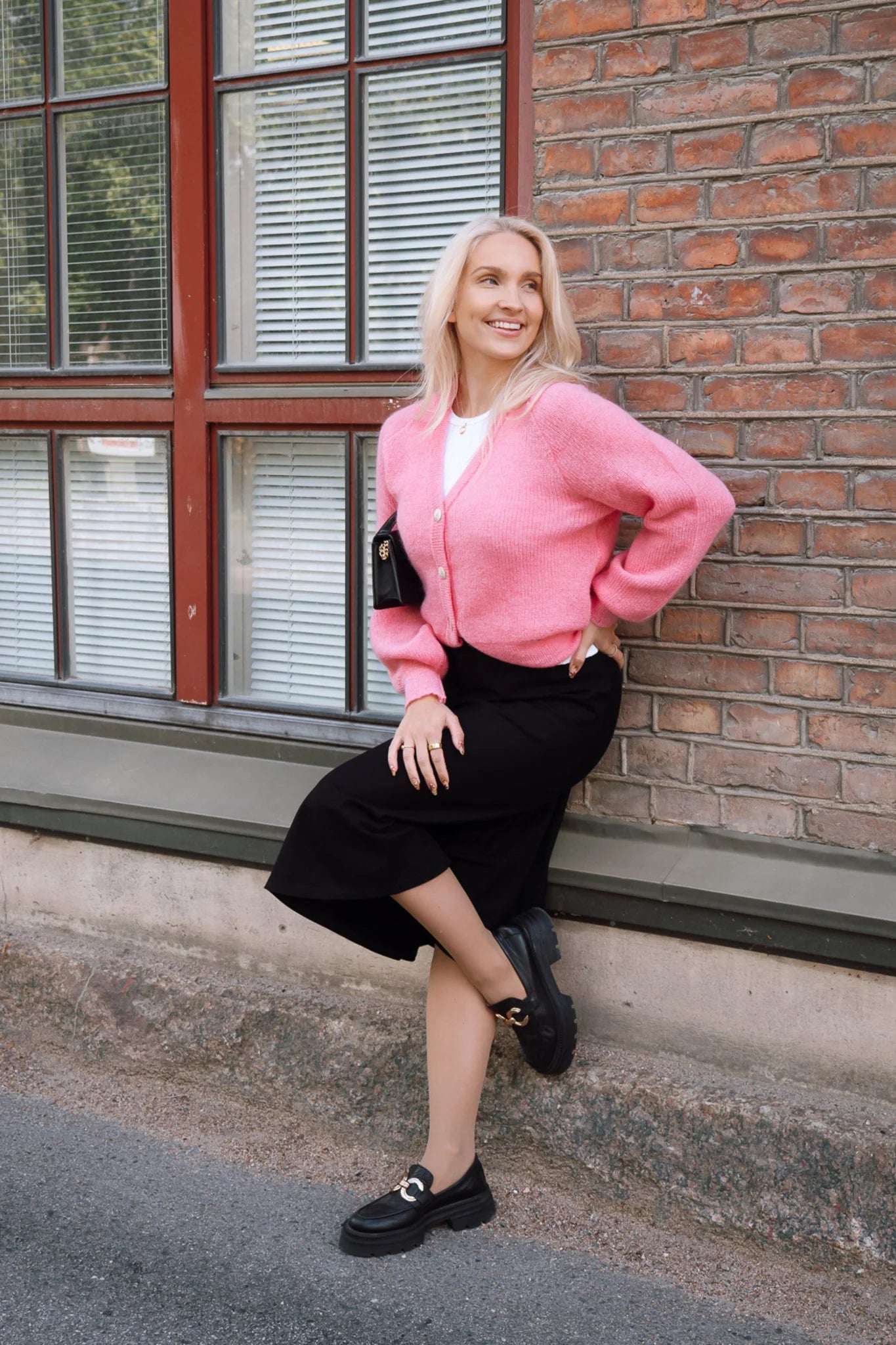 Nakoa - Everyday Midi Skirt, Black