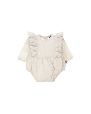 Babystyling  - Vertical ruffle playsuit sand body