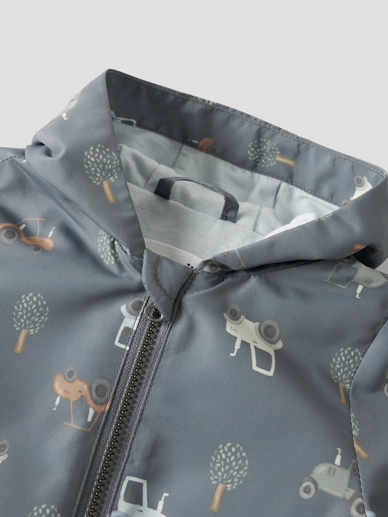 Pian tulossa! Name it NBMMAX - Haalari