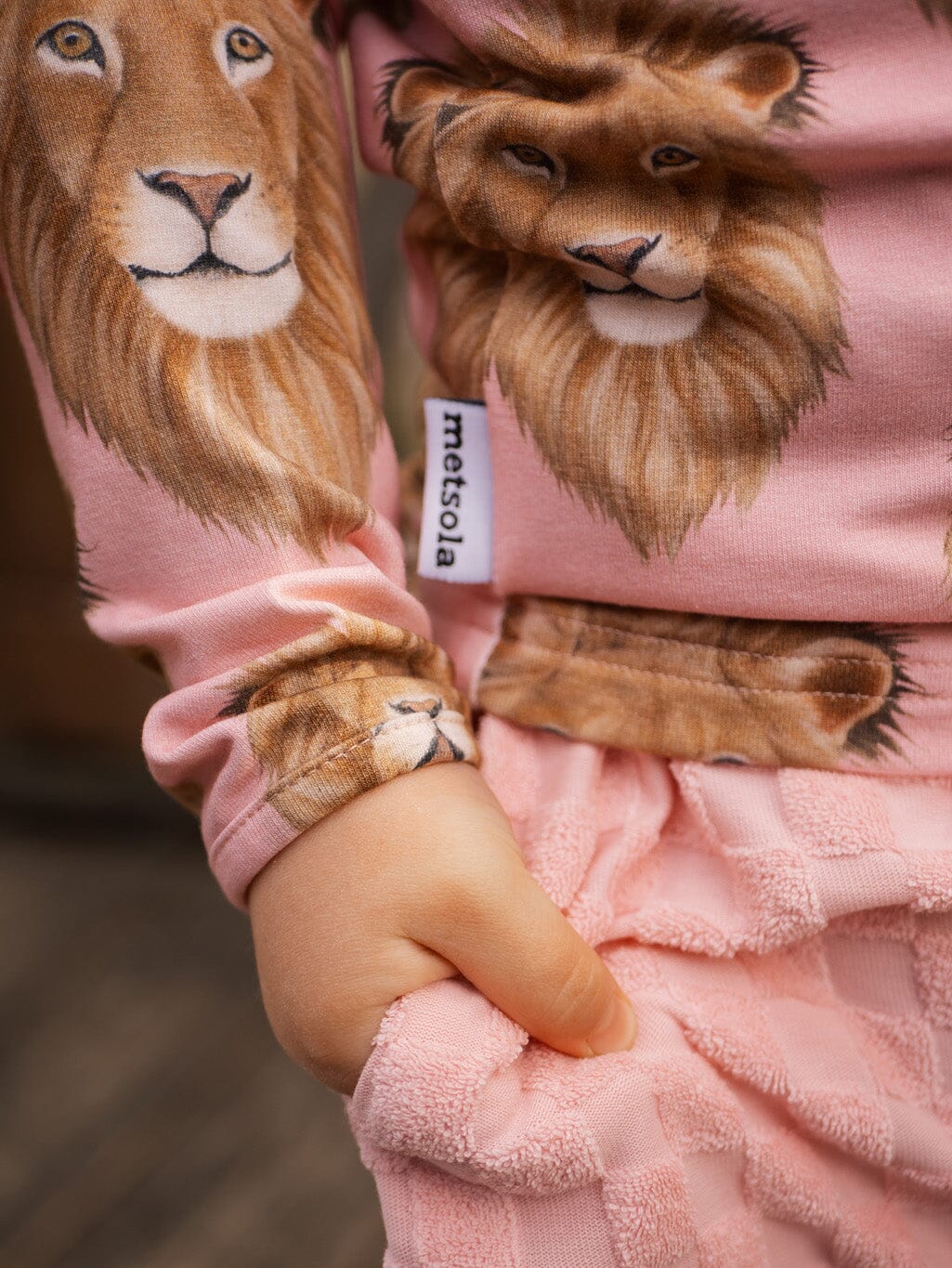 Metsola - Lion -Paita | Pinkie