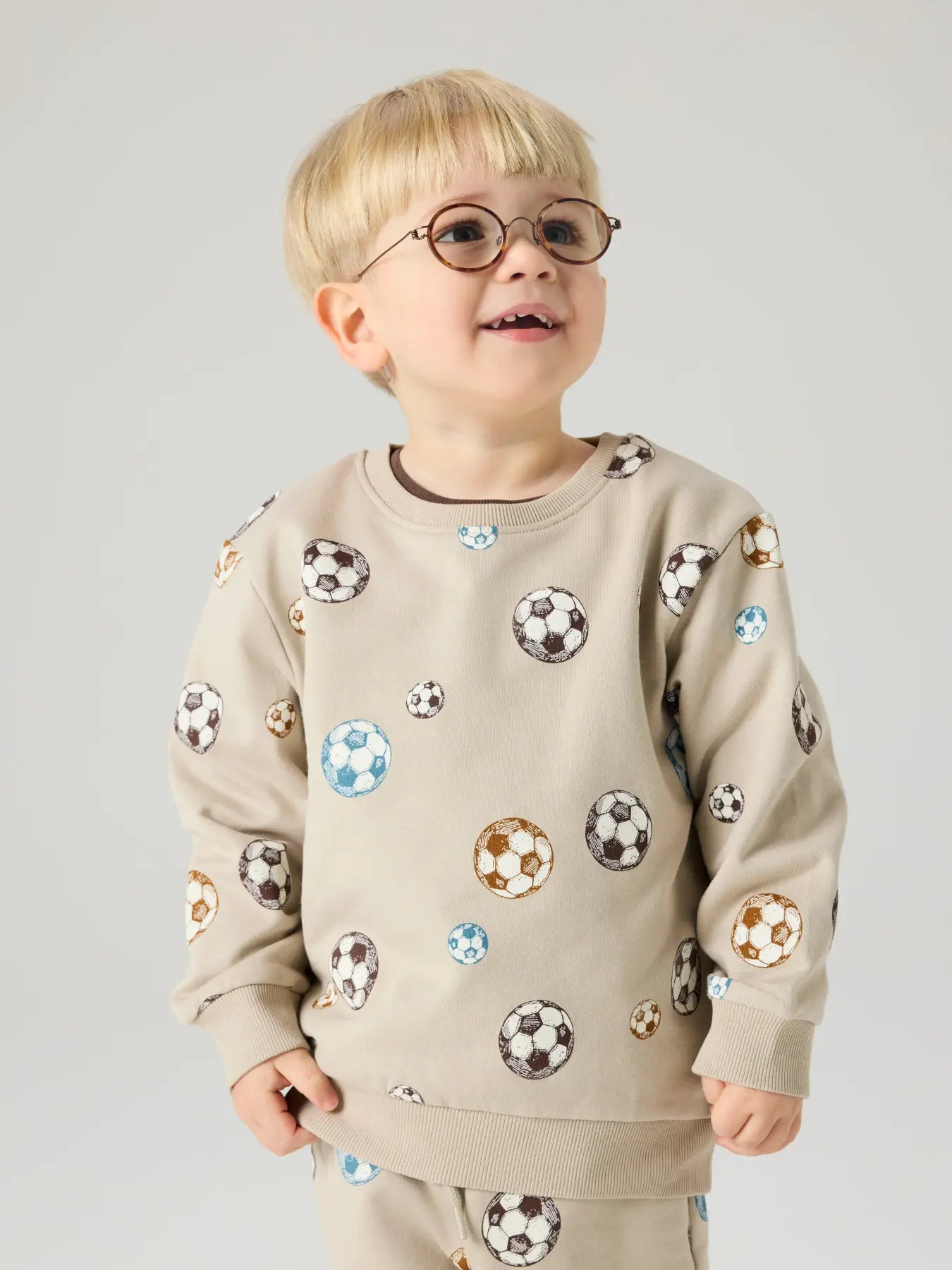 Name It -collegepaita,jalkapallo