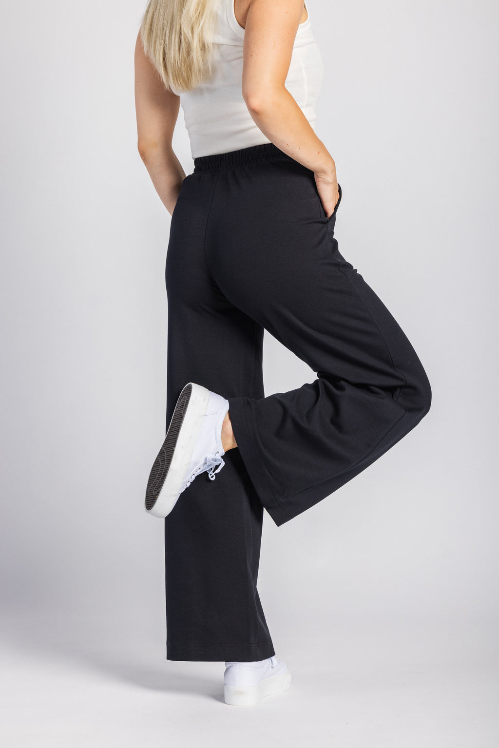 Nakoa - Comfy Pants, Black