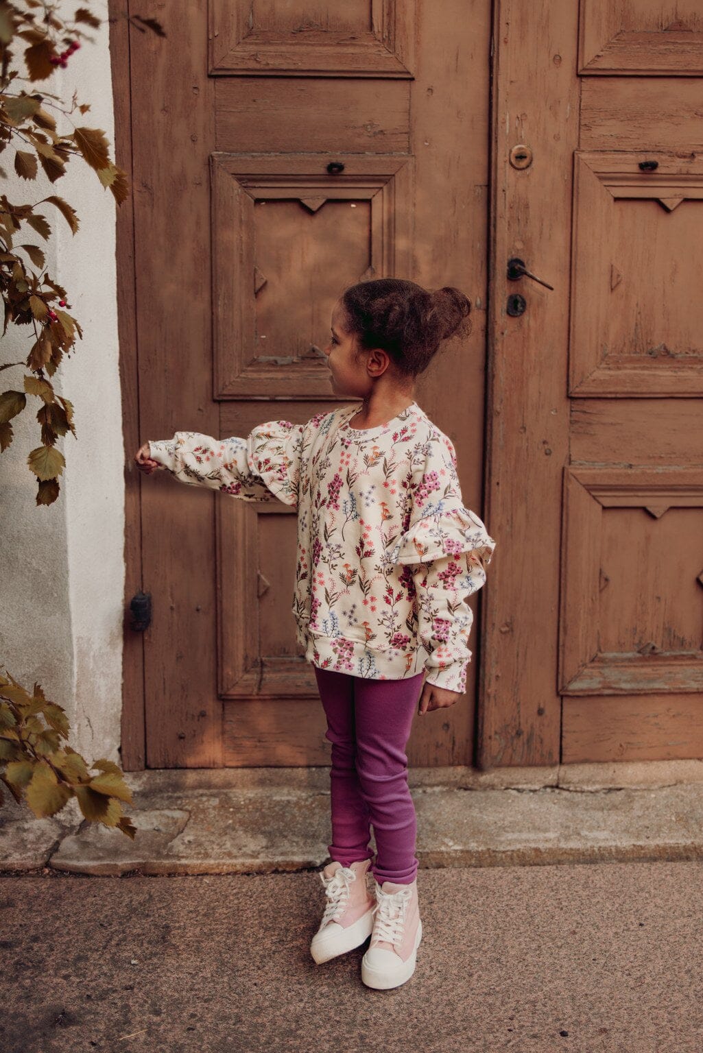 Metsola - Perfect Day Frill Sweater -Collegepaita | Creamy