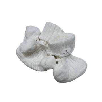 Swanie- Snowberry Booties