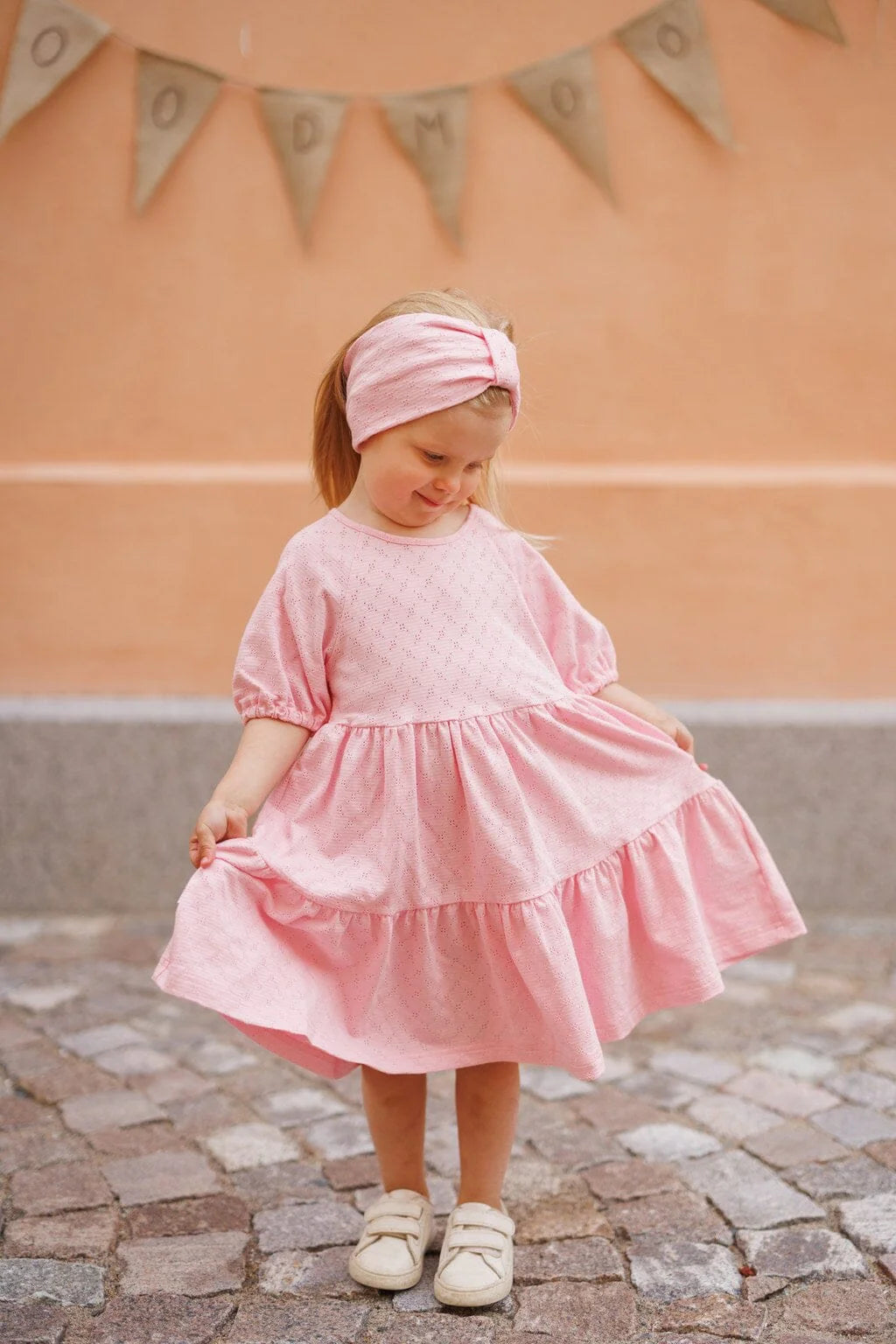 Metsola- Tiered Dress - lastenmekko,Pinkie