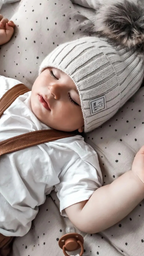 I Love Milk – Lasten talvipipo tupsuilla - brown